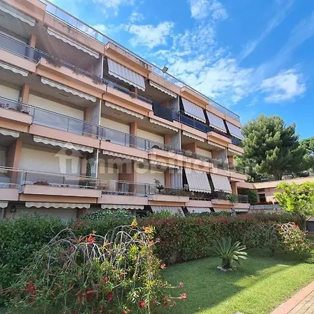 Apartamento In Baiasole Sanremo